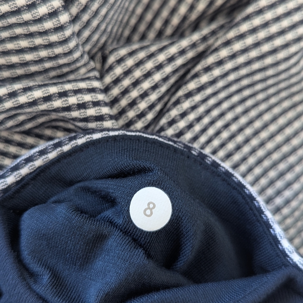 lululemon athletica Wunder Under Crop Leggings in Navy White Gingham - Size 8 - Picture 7 of 11